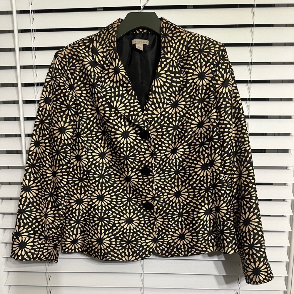 🛍️Never worn Kim Rogers Black with Tan floral blazer jacket lightweight Size 14